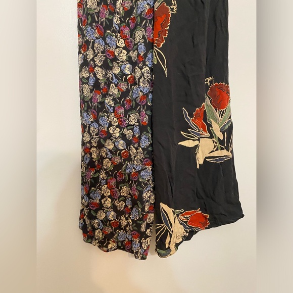 FREE PEOPLE Floral Halter Neck Jumpsuit Size 2 - Picture 11 of 12